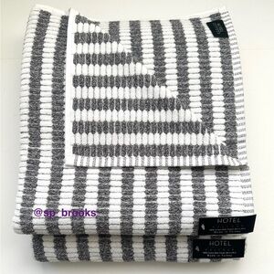 🎁2PC Hotel Balfour Bath Towels - Cotton Textured Heather Gray and Off White